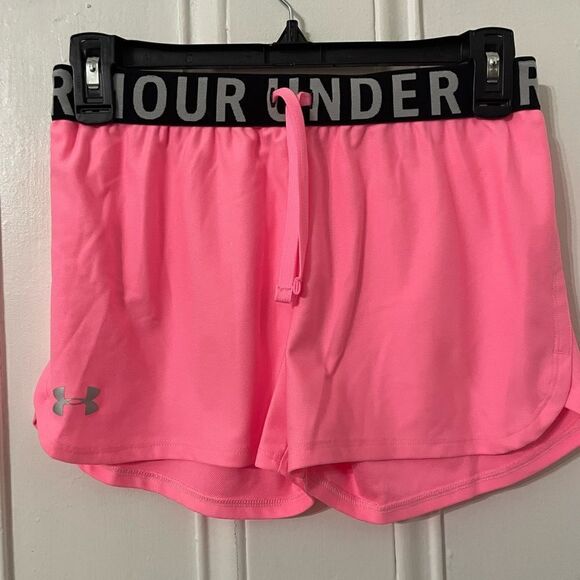 Under Armor athletic shorts - Picture 3 of 4